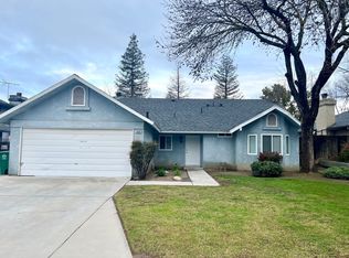 1605 River Bluff Dr, Reedley, CA 93654
