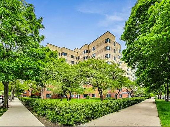 2nd image of 5060 N Marine Dr #1A
