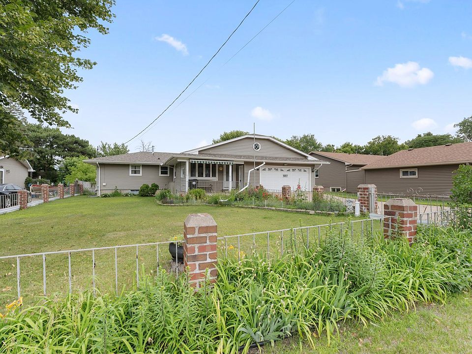 1st image of 557 Cheri Ln NE