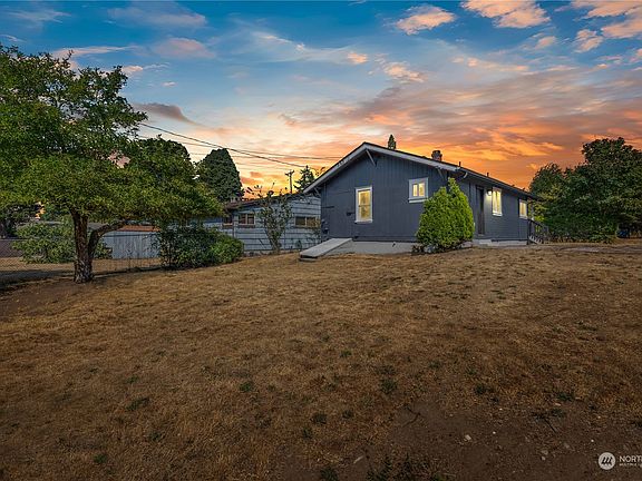 2nd image of 3508 S Sheridan Avenue