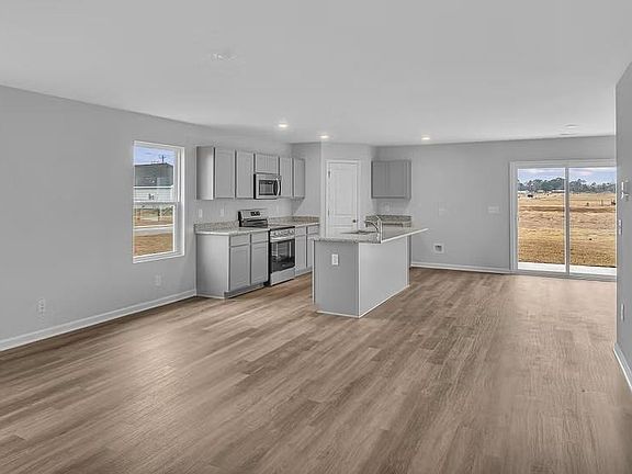 4th image of 250 Green Pasture Rd