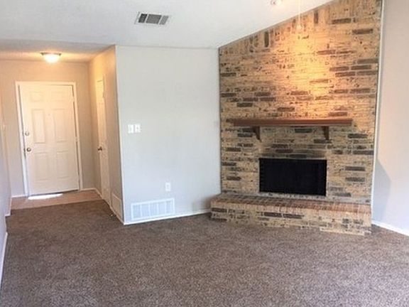 2nd image of 400 Greenway Dr