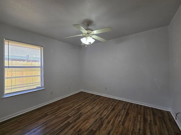5905 Lolly Loop — Photo 15