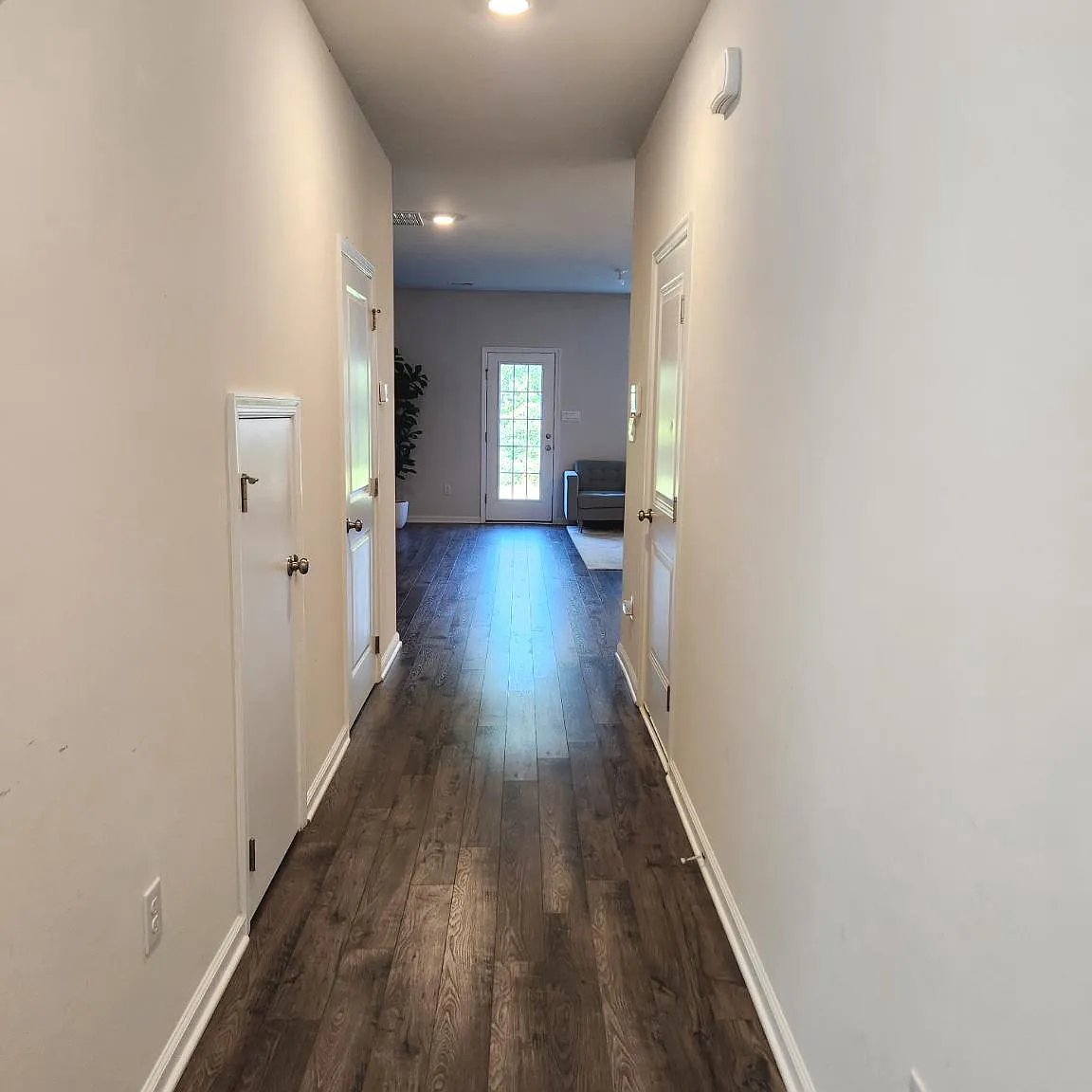 3 bed, 2.5 bath, 1580 sqft, $2,950 — Photo 4