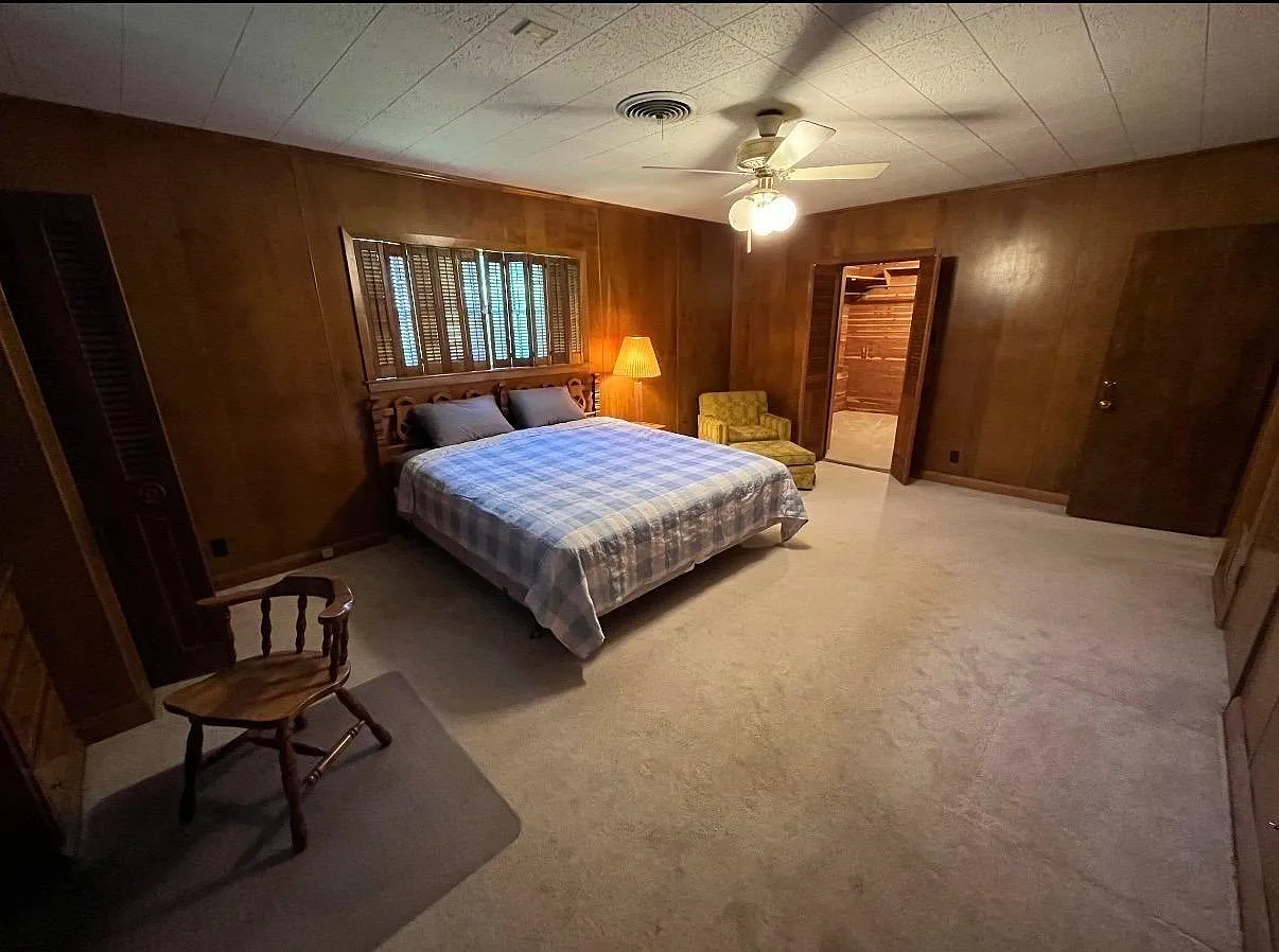 7 bed, 3.5 bath, 3784 sqft, $2,750 — Photo 4