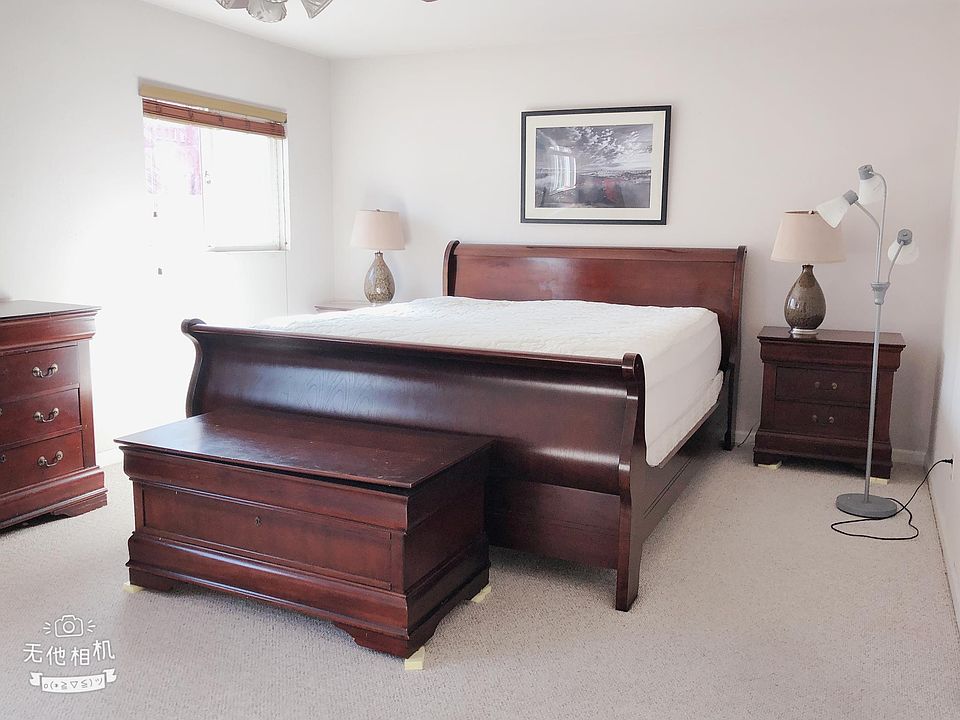 1st image of 52 Vesta St #1