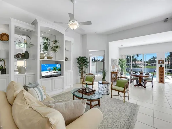 3730 Whidbey WAY, NAPLES, FL 34119