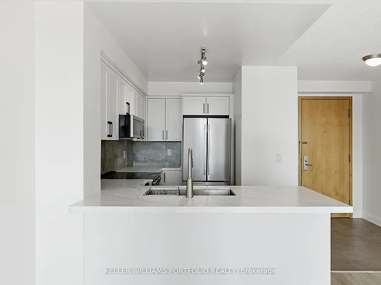 48 Suncrest Blvd #607 — Photo 13