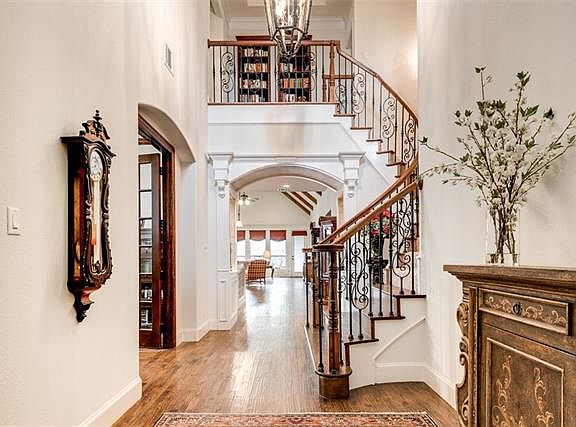 3rd image of 5057 Copperglen Cir