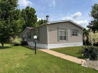 111 Terra Dr, Valencia, PA 16059