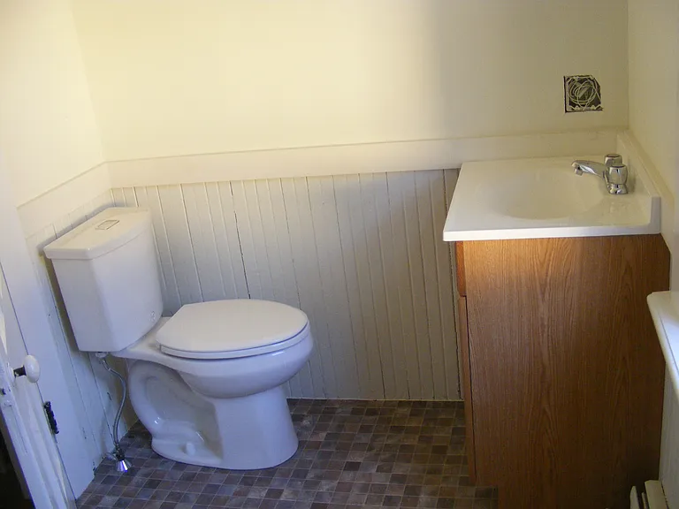 125 Frost St #1 — Photo 10