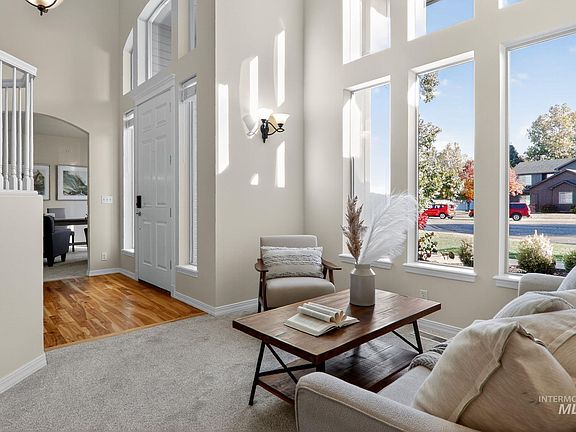 5th image of 4003 N Breeze Creek Pl