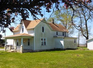 435 County Road 2100 E, Sidney, IL