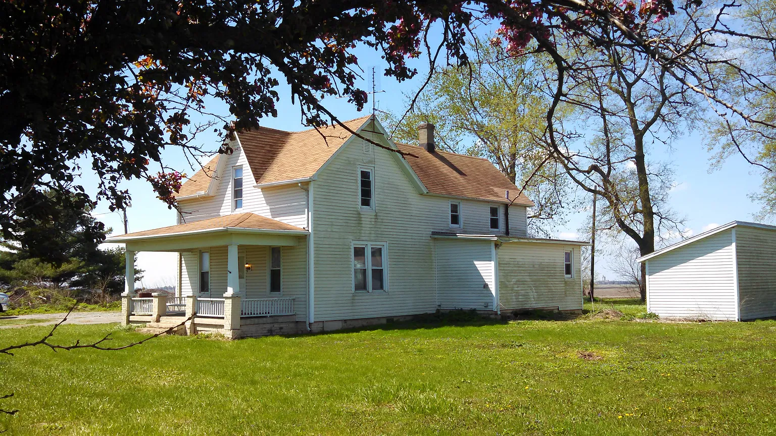 435 County Road 2100 E photo 1