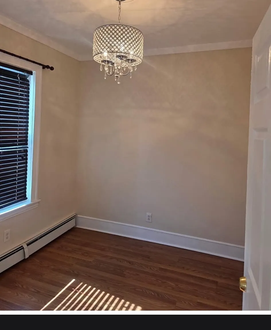 3 bed, $3,000 — Photo 1