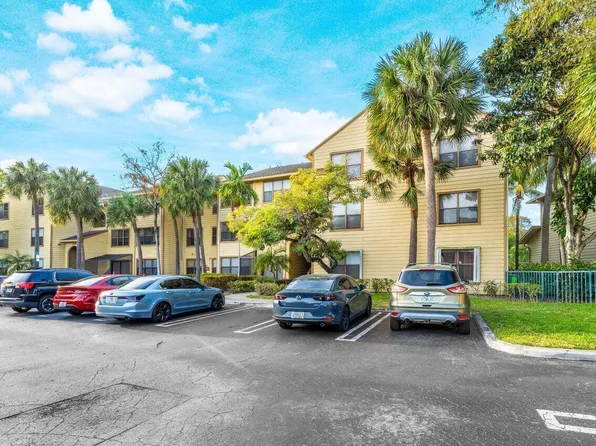 2305 N Congress Ave, Boynton Beach, FL