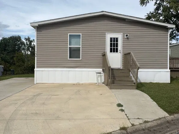154 Silverwood Ln, Clarksville, IN 47129