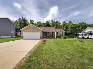 581 Creekwood Blvd, Troy, MO 63379