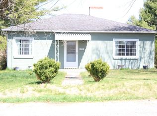 1733 Wadsworth St, Radford, VA 24141