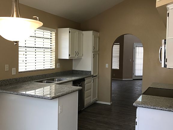 New Granite, Floors, Paint