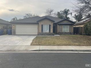 7225 Cafe Rouge Dr, Bakersfield, CA 93312