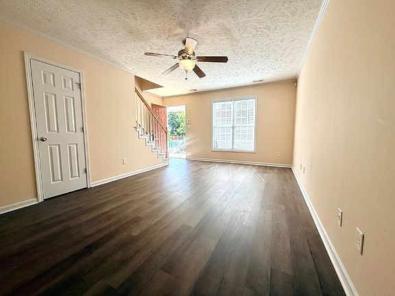 3rd image of 3332 Kenmont Ln #E
