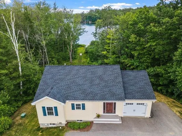 589 Laconia Road, Tilton, NH 03276