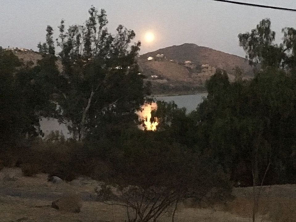 1st image of 9770 Nutmeg Ln