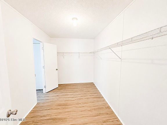 4th image of 485 Wineview Court SE