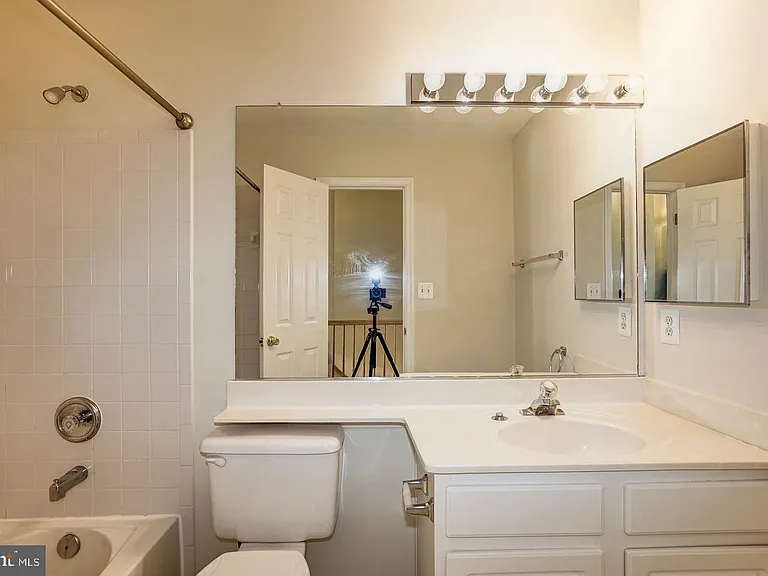 6563 McKenna Way — Photo 14