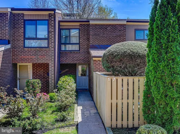 17 Pacers Ln #F, Baltimore, MD 21208