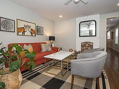 1530 Texas Ave — Photo 4