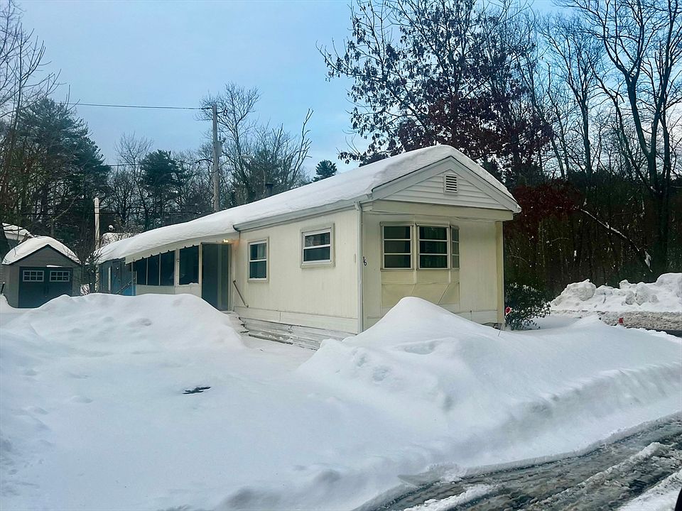 2nd image of 214 Washington St #16