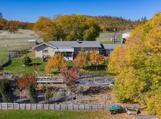 165 Rogue River Dr, Eagle Pt, OR 97524