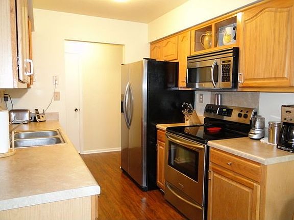 4th image of 250 Gimbert Dr