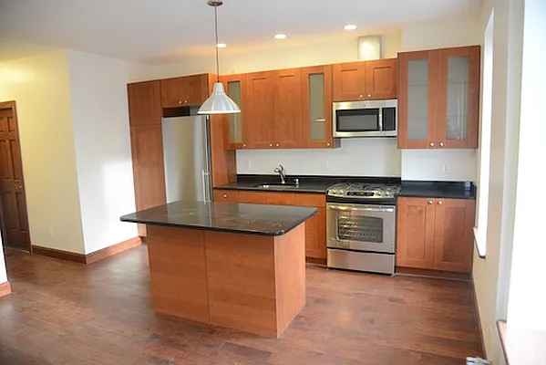 Rented by Residents Team | media 14