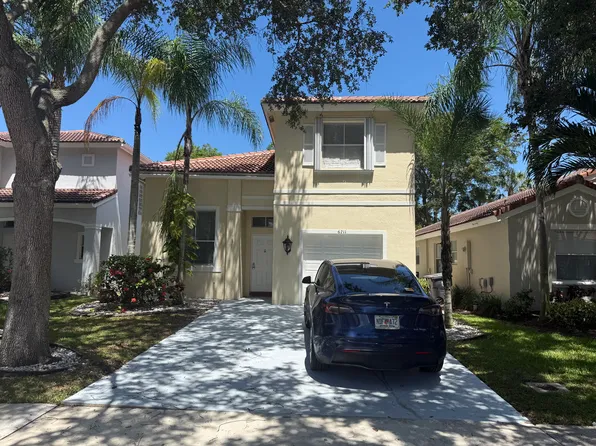 6711 Green Island Cir, Lake Worth, FL 33463