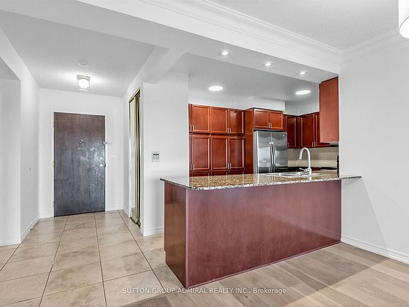 3rd image of 88 Promenade Cir #408