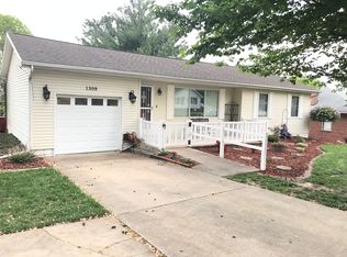 1309 W Jefferson St, Vandalia, IL 62471