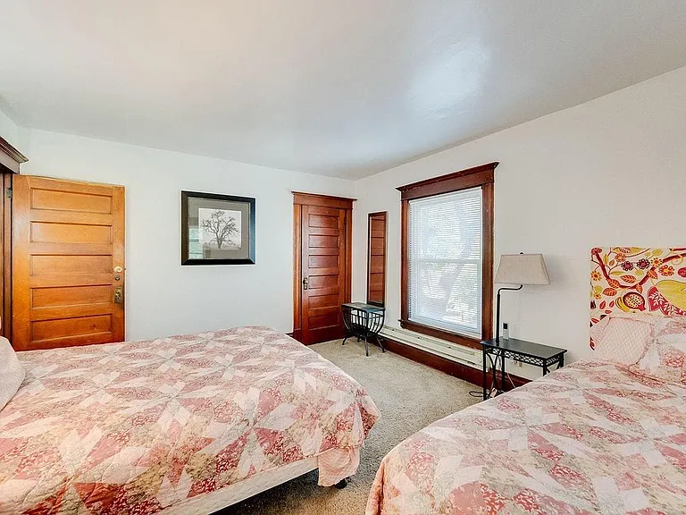 2501 Emerson Ave S #2 — Photo 4