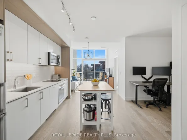 1575 Lakeshore Rd W Unit 440, Mississauga, ON L5J 0B1