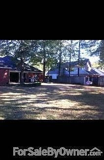 Private large fenced backyard