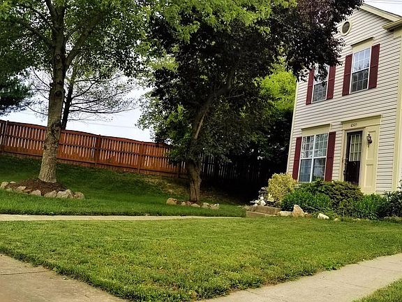 3rd image of 6503 Morning Glen Ct
