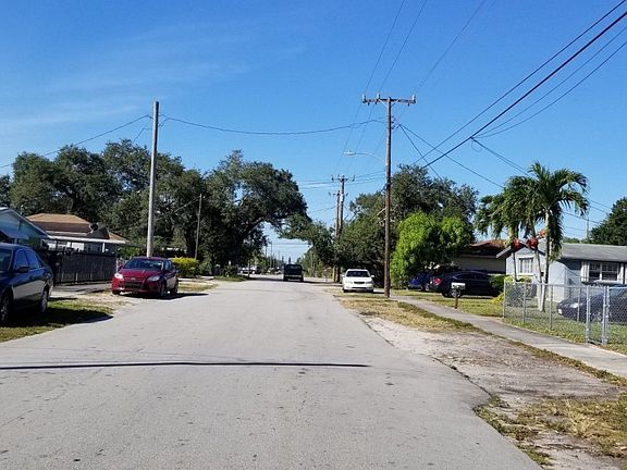 5th image of 2041 NW 154th St