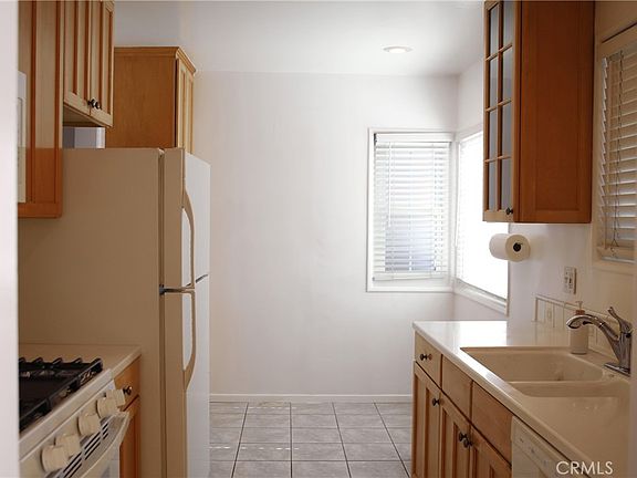 3rd image of 2619 W 176th St #2619