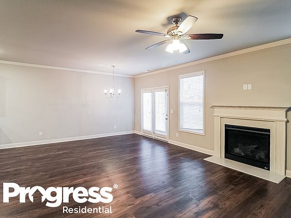 4th image of 740 Alder Grove Trce