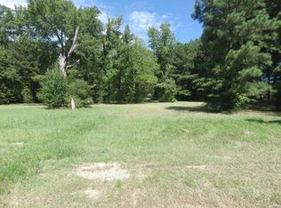 Lincoln Rd, Columbus, MS 39705