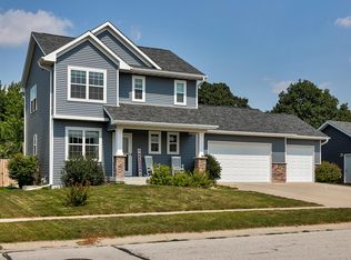 213 Prairie View Dr, Gilbert, IA 50105