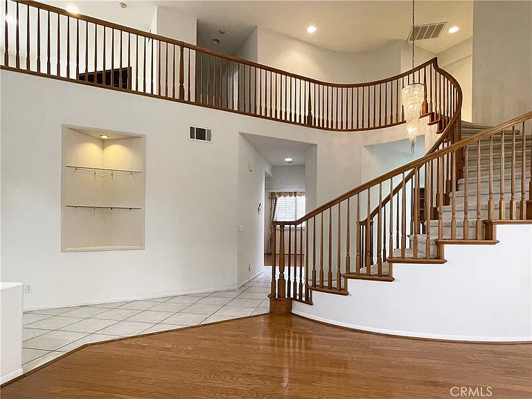 2712 Westbourne Pl — Photo 10