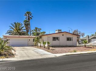 6529 Aberdeen Ln, Las Vegas, NV 89107
